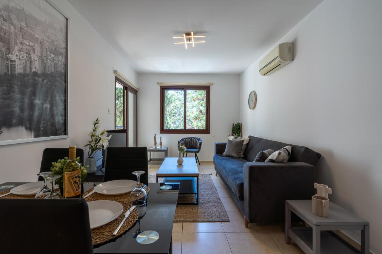 Mia 1-Bedroom Apartment In Lárnaca Exterior foto